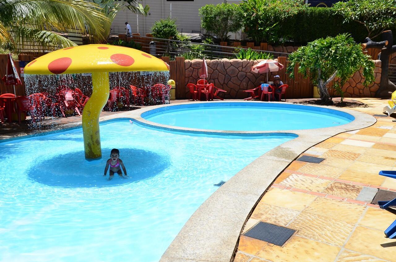 Apartamento Golden Dolphin Grand Caldas Novas Luaran gambar