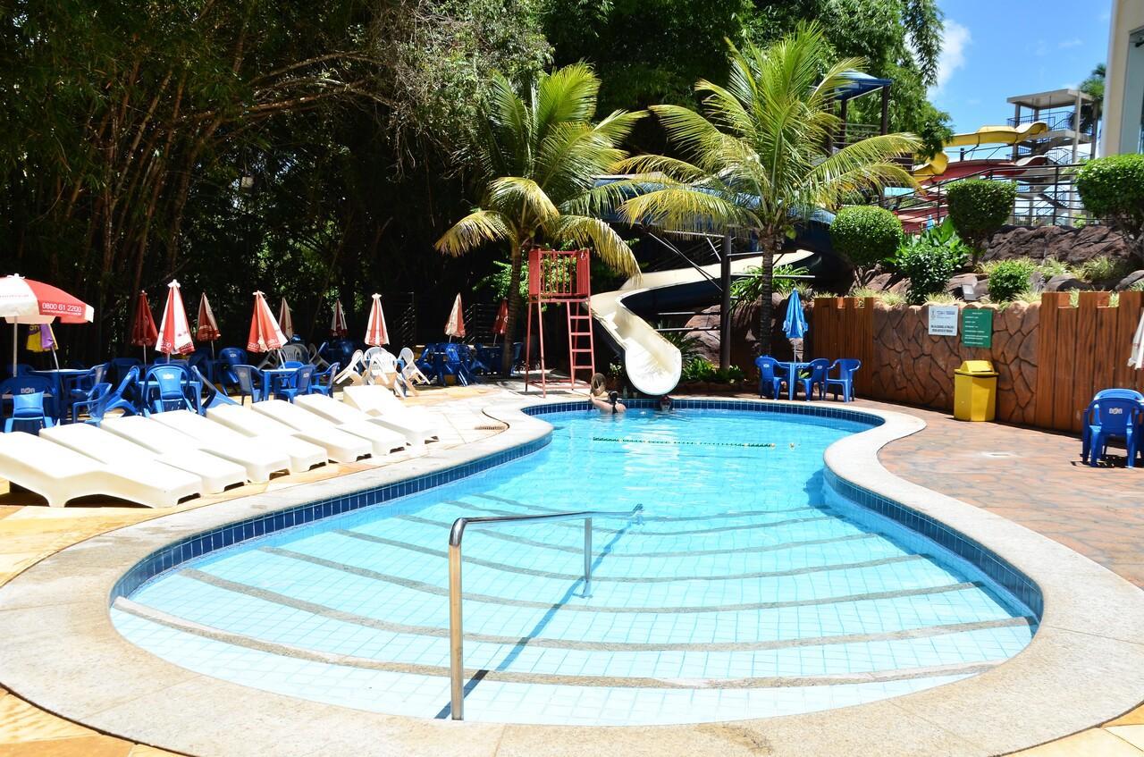 Apartamento Golden Dolphin Grand Caldas Novas Luaran gambar