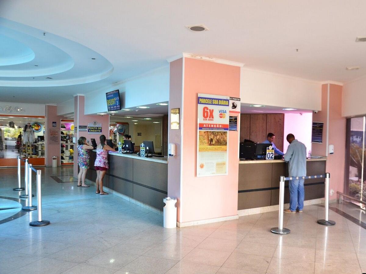 Apartamento Golden Dolphin Grand Caldas Novas Luaran gambar
